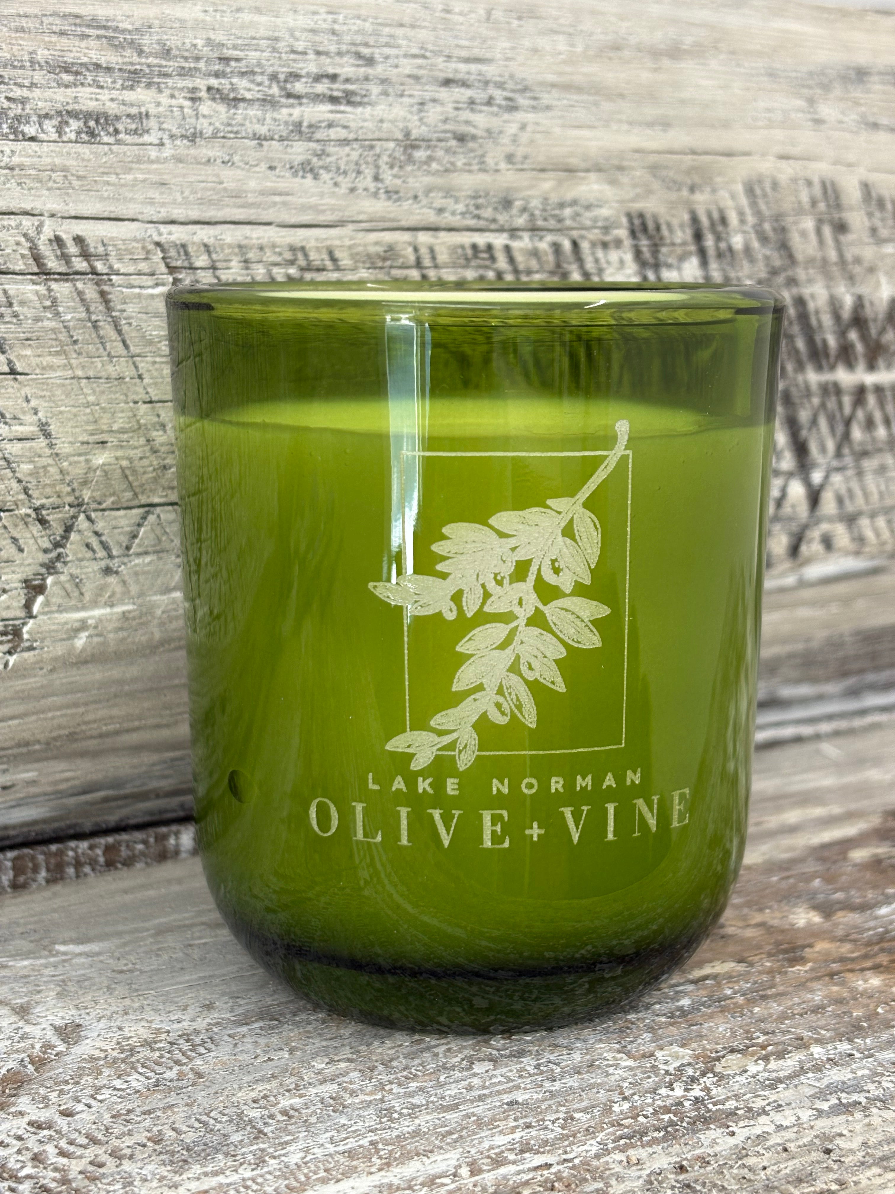 Love Square One – Lake Norman Olive + Vine